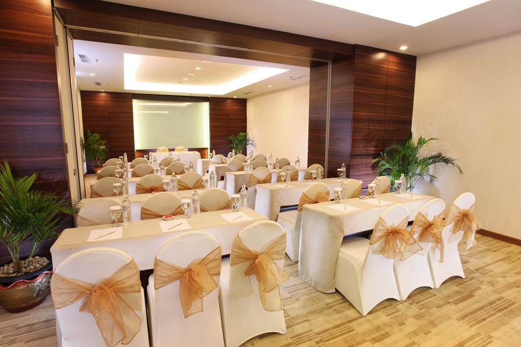 Swiss-Belinn Ska Pekanbaru Ngoại thất bức ảnh